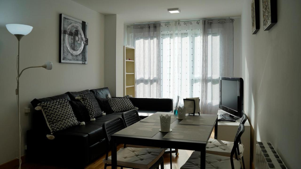 Apartament Solares Style Vistas Al Rio Miera Zewnętrze zdjęcie